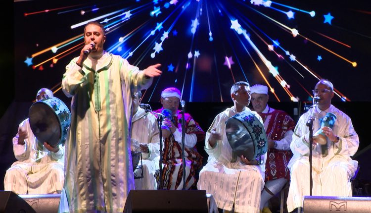 يا موجة غني من الطريقة إلى الفن العيساوي.mxf.00_14_41_16.Still001