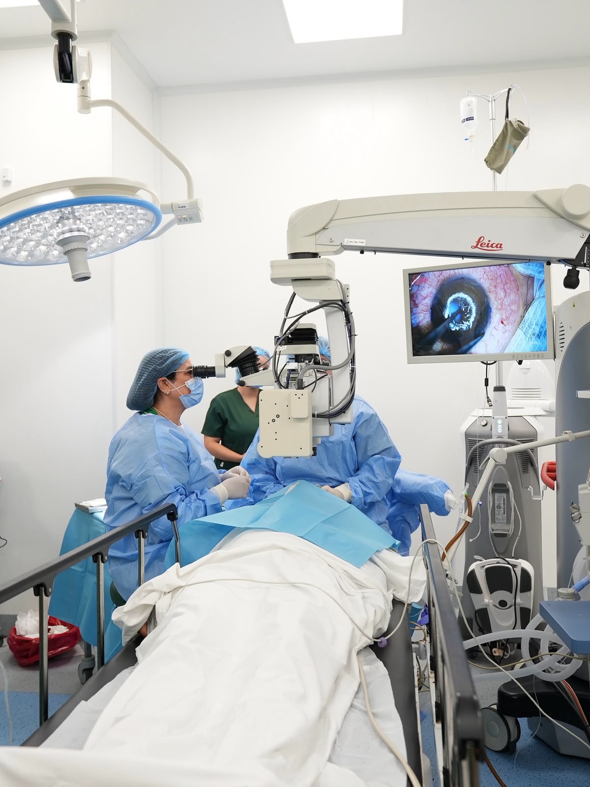Chirurgie cornéenne : la FM6SS réalise avec succès neuf greffes lamellaires de dernière génération
