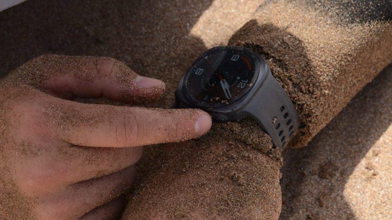 Du bien-être au quotidien aux aventures en plein air, Samsung Galaxy Watch vous accompagne à chaque instant